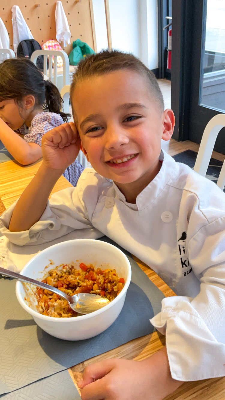LKA student eating rice bowl